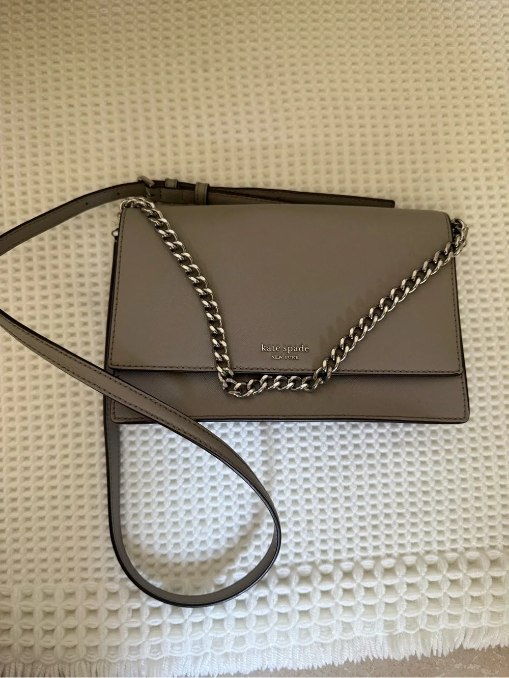 kate spade gray Saffiano Chain-Accent Crossbody